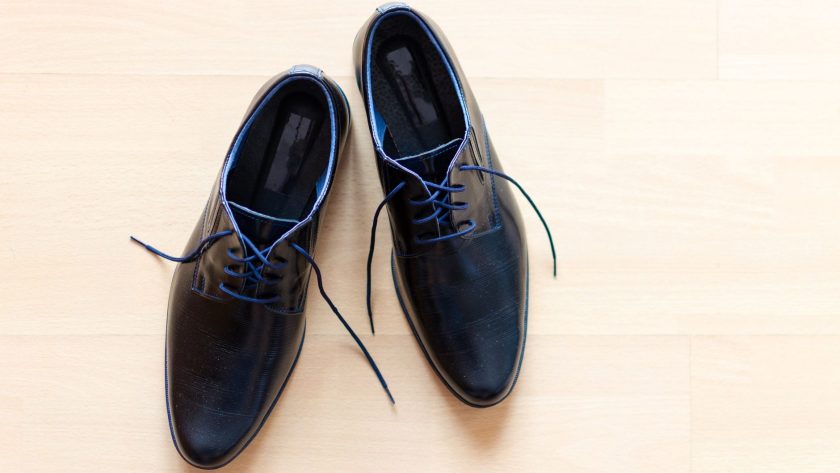 Herenschoenen kiezen, passen en onderhouden